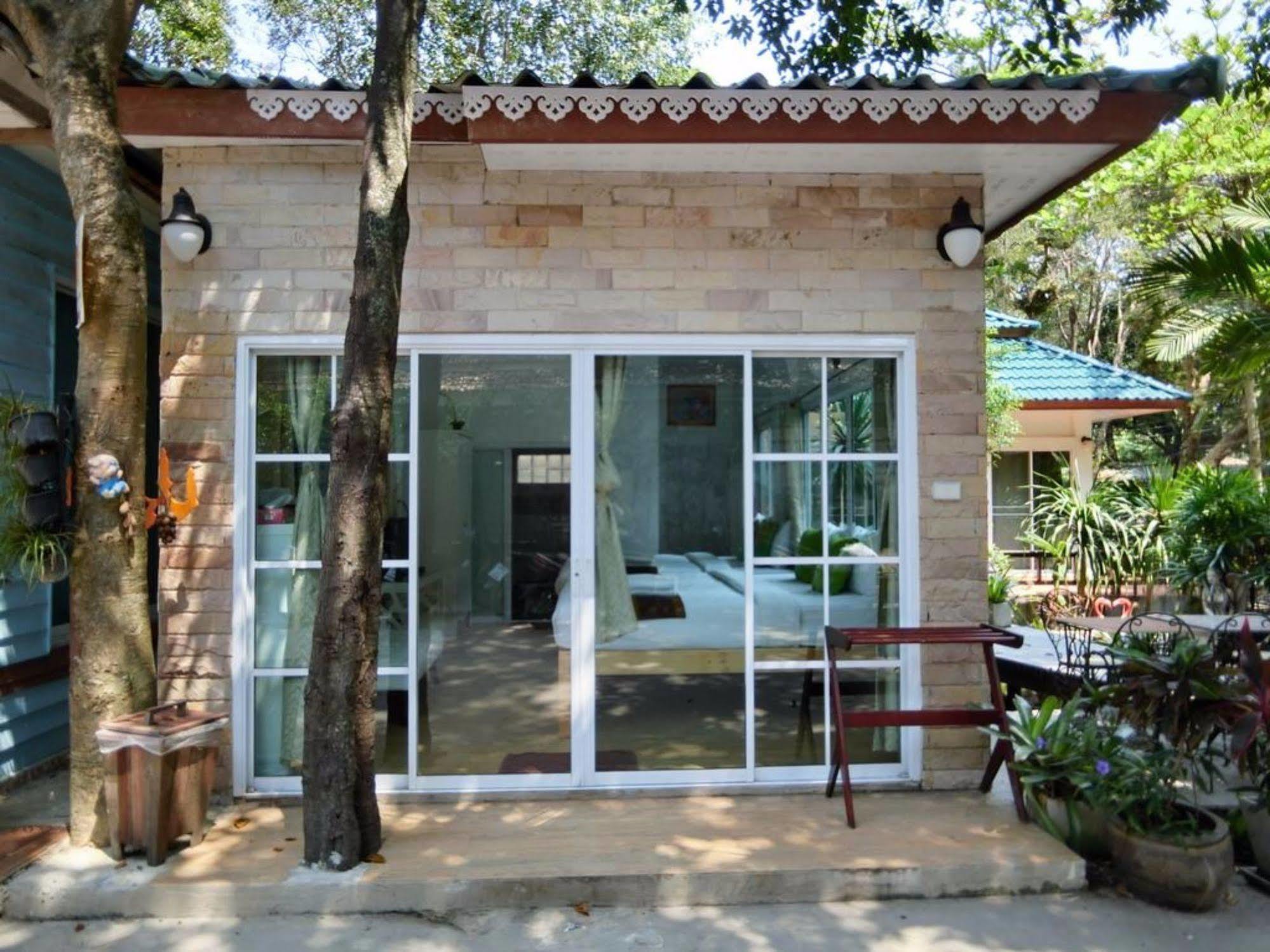 Thipsamed Resort Koh Samet Exterior photo